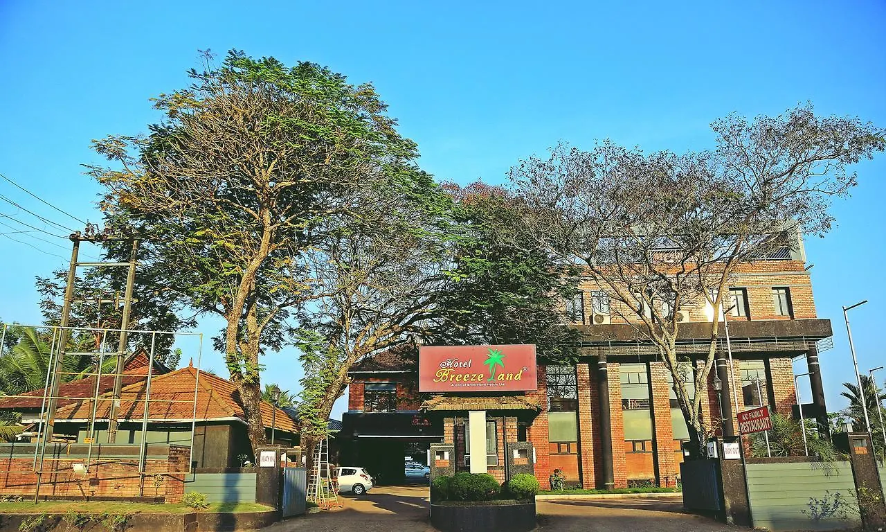 Hotel Breezeland contacts